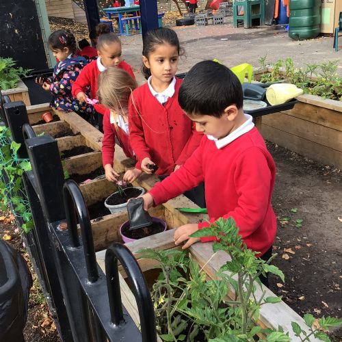 Week 6 - 13.10.25 - Outdoor Play